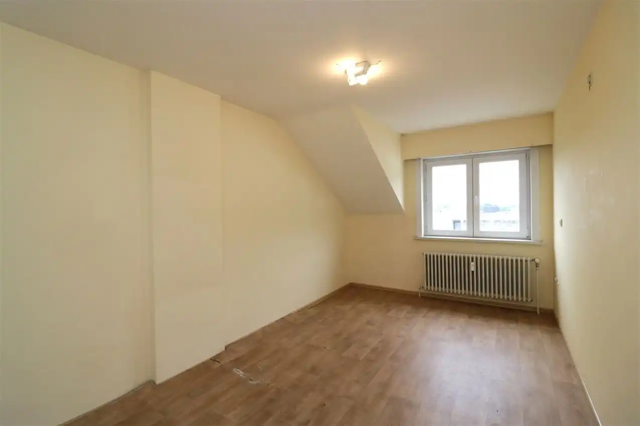 Duplexapp. met 2 grote slpkmrs en terras foto 23