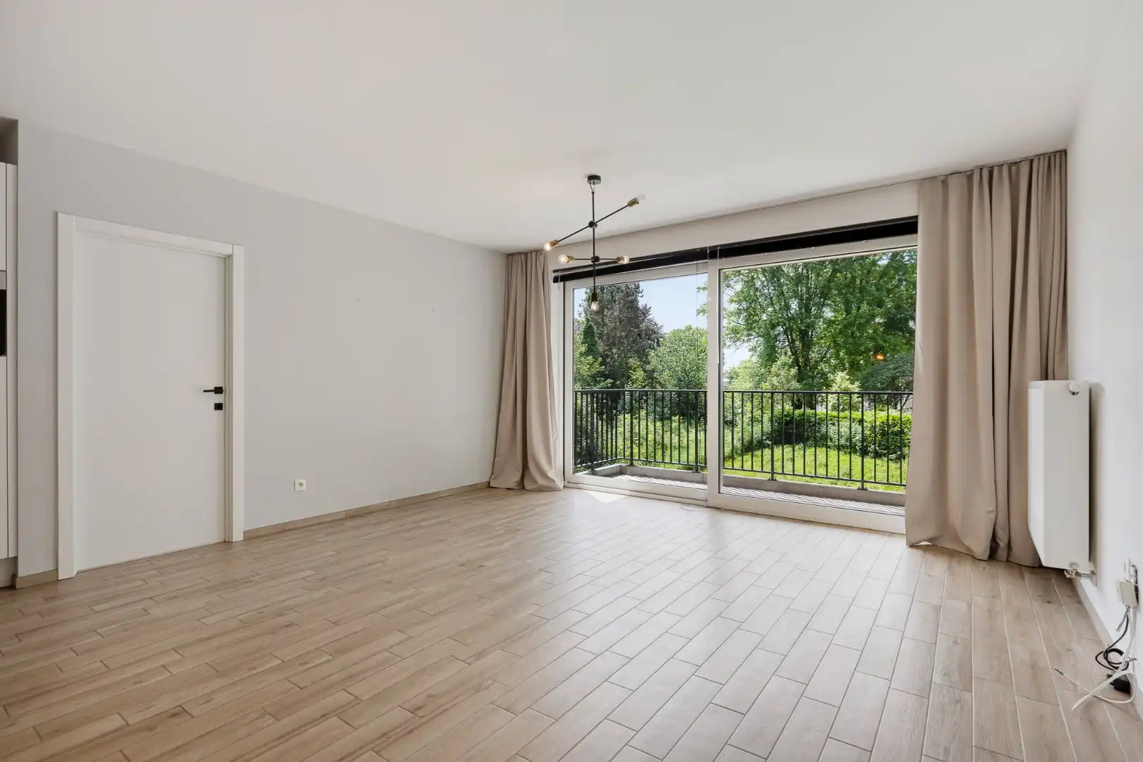 Instapklaar 1-slpk appartement te Laken foto 5