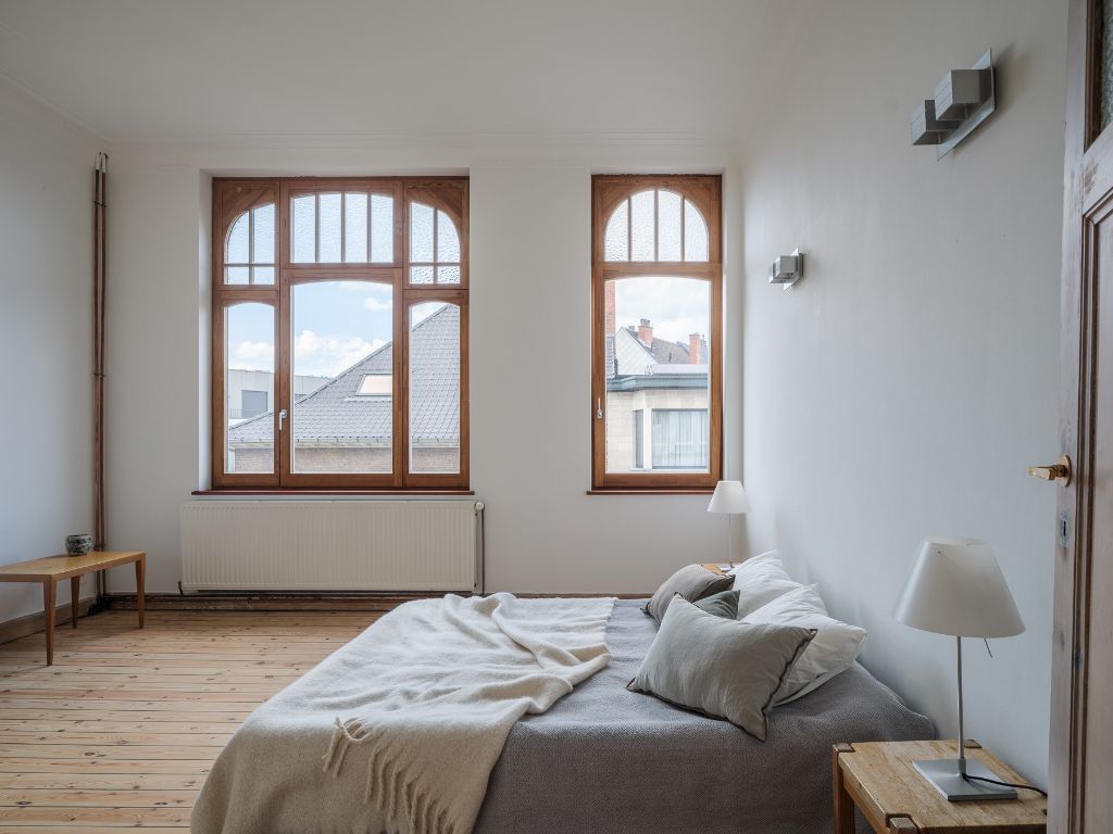 Karaktervolle, gerenoveerde interbellumwoning met 4 slaapkamers en buitenruimte op wandelafstand van station Gent-Sint-Pieters. foto 19