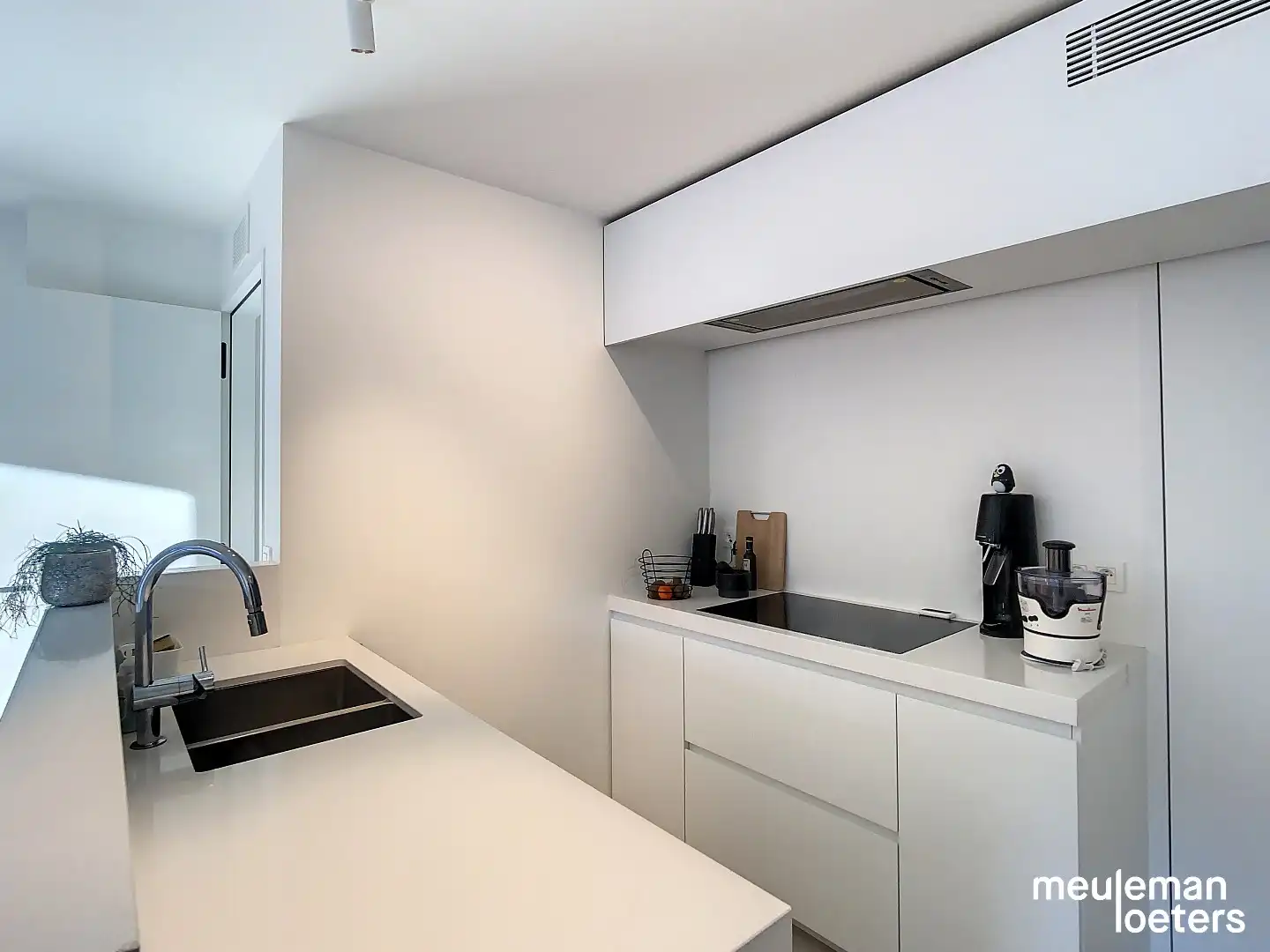 Prachtig appartement met zéér hoge afwerking  foto 3