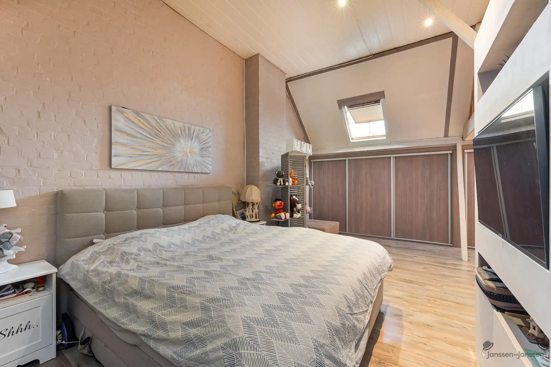 Woning met 3 (mog.4) slk, garage en ruime tuin in Brasschaat foto 10