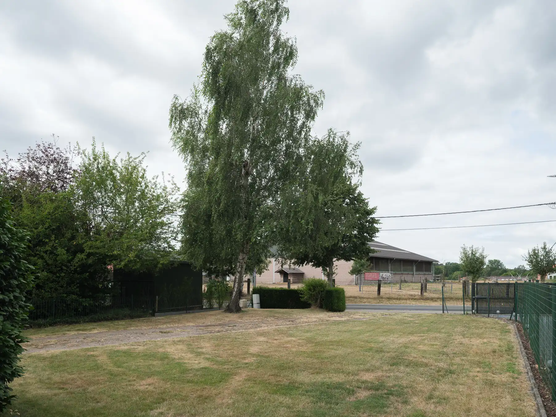 Instapklare woning met prachtige tuin foto 27