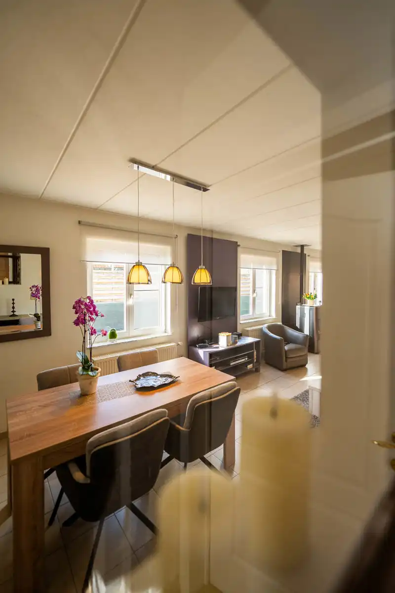 Karaktervolle open bebouwing op een riant perceel van 2.062 m² foto 4