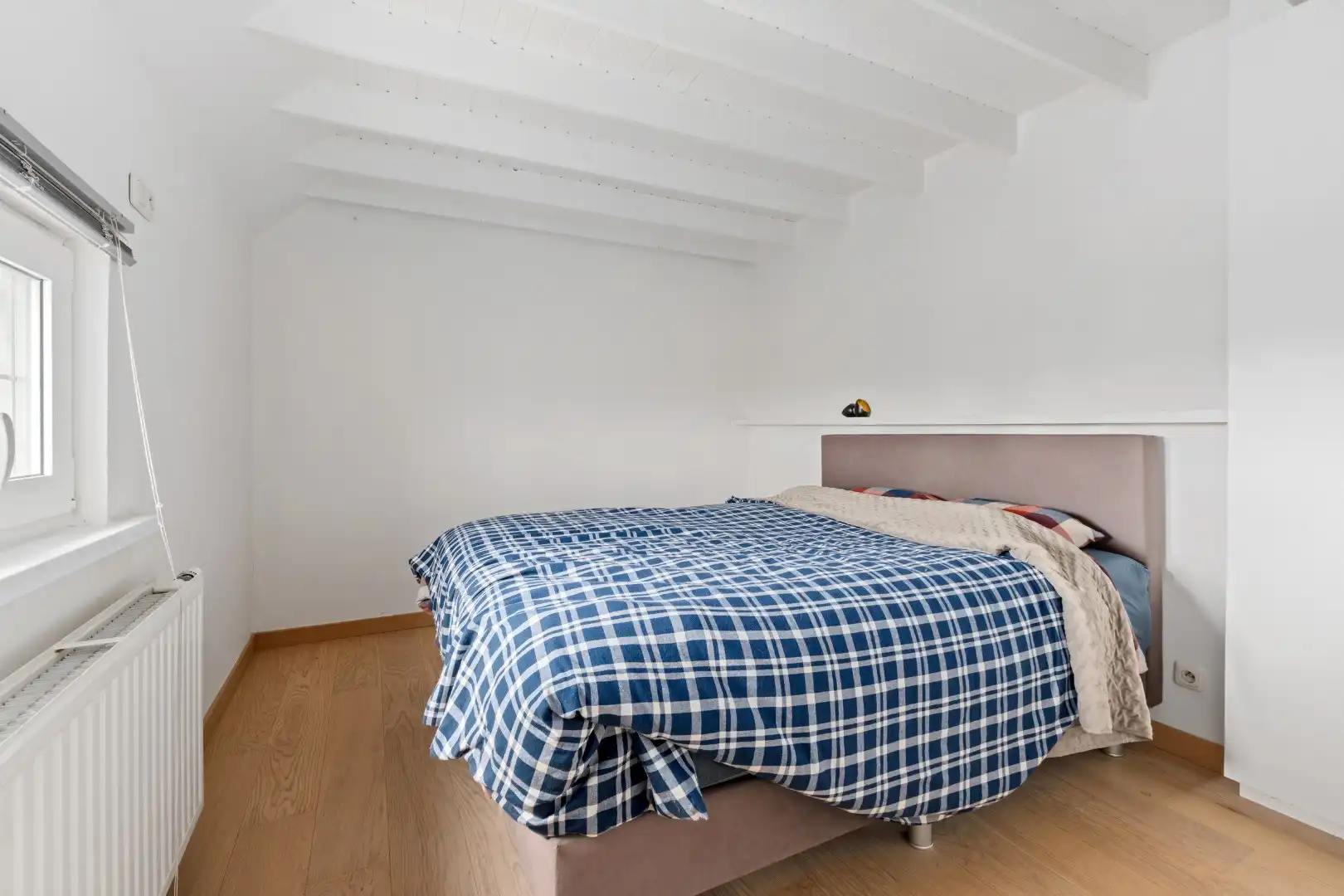 Instapklare halfopen woning te huur in het landelijke Lapscheure met prachtig open zicht op de velden foto 8