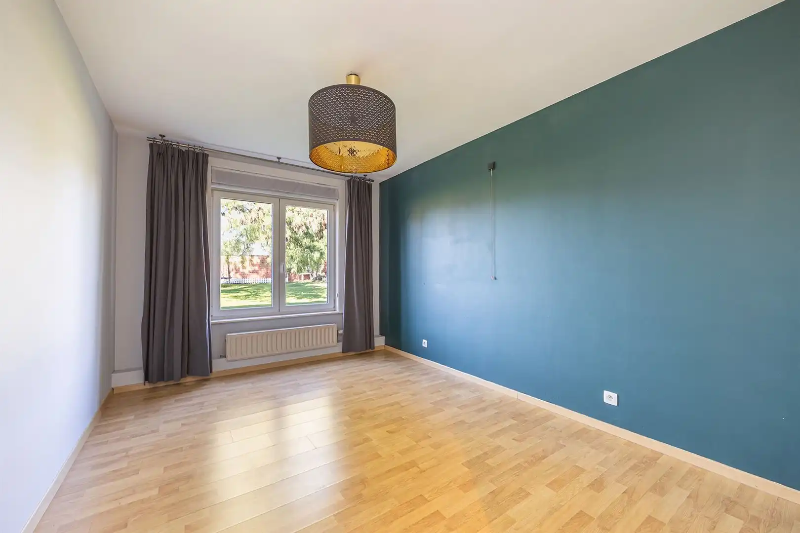 Glkvl. appartement met 2 ruime slaapkamers en garage! foto 14