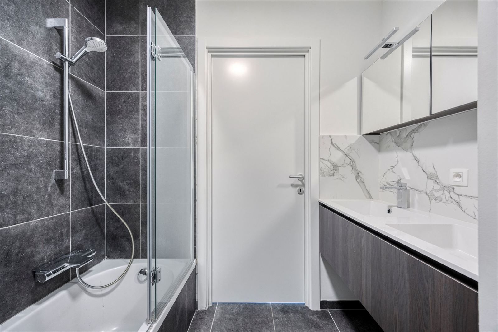 Appartement op de 2de verdieping met 1 slaapkamer foto 13