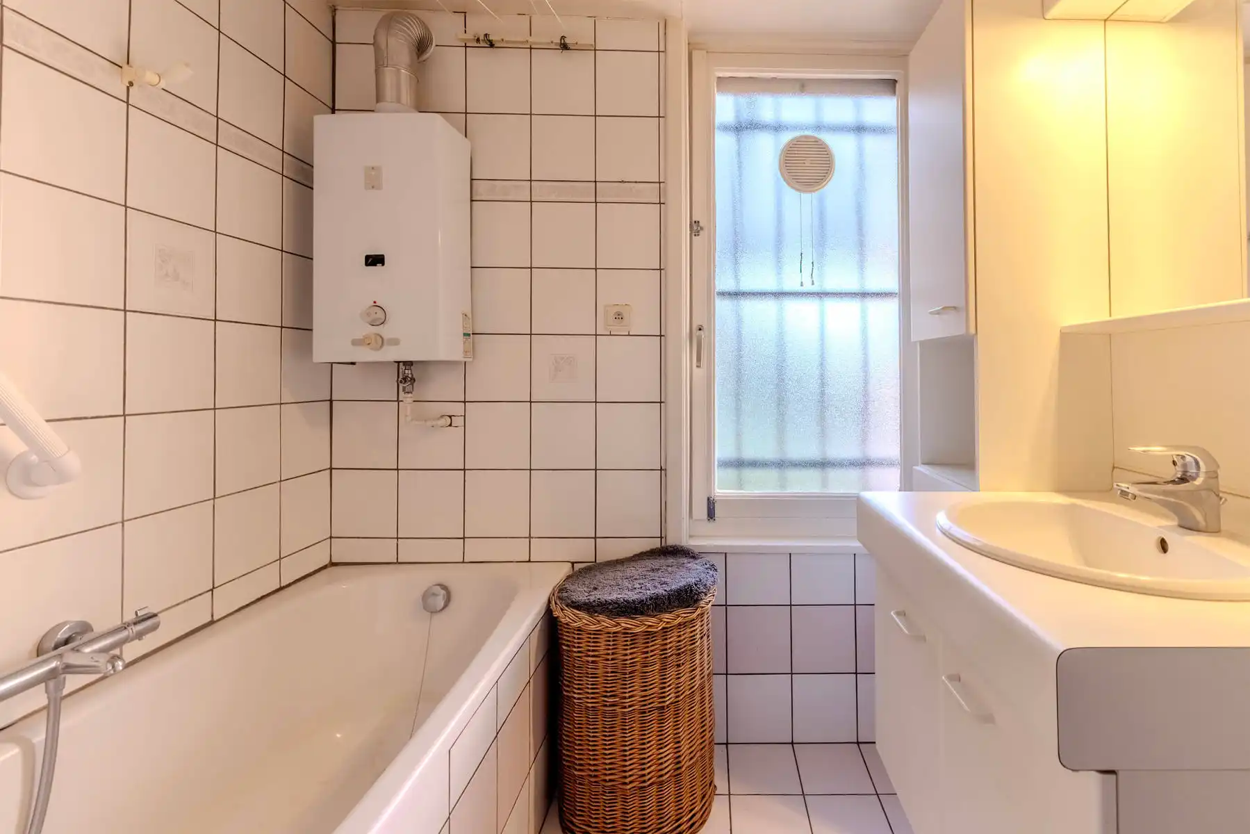 HOB met 3 slpk, garage en tuin op ZW perceel van 700m² foto 17