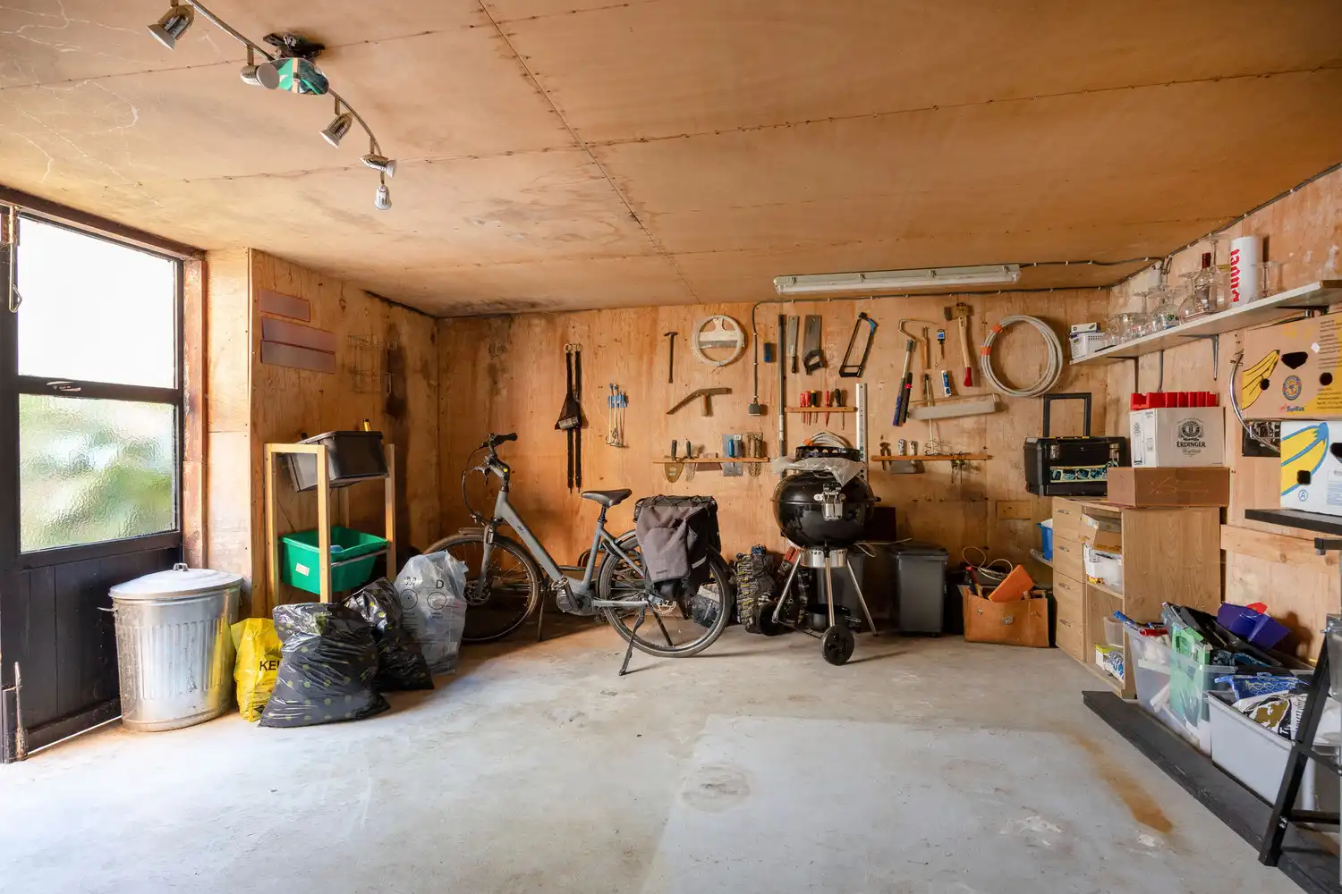 GERENOVEERDE GEZINSWONING MET ZONNIGE STADSKOER EN CARPORT TE DIEST! foto 29