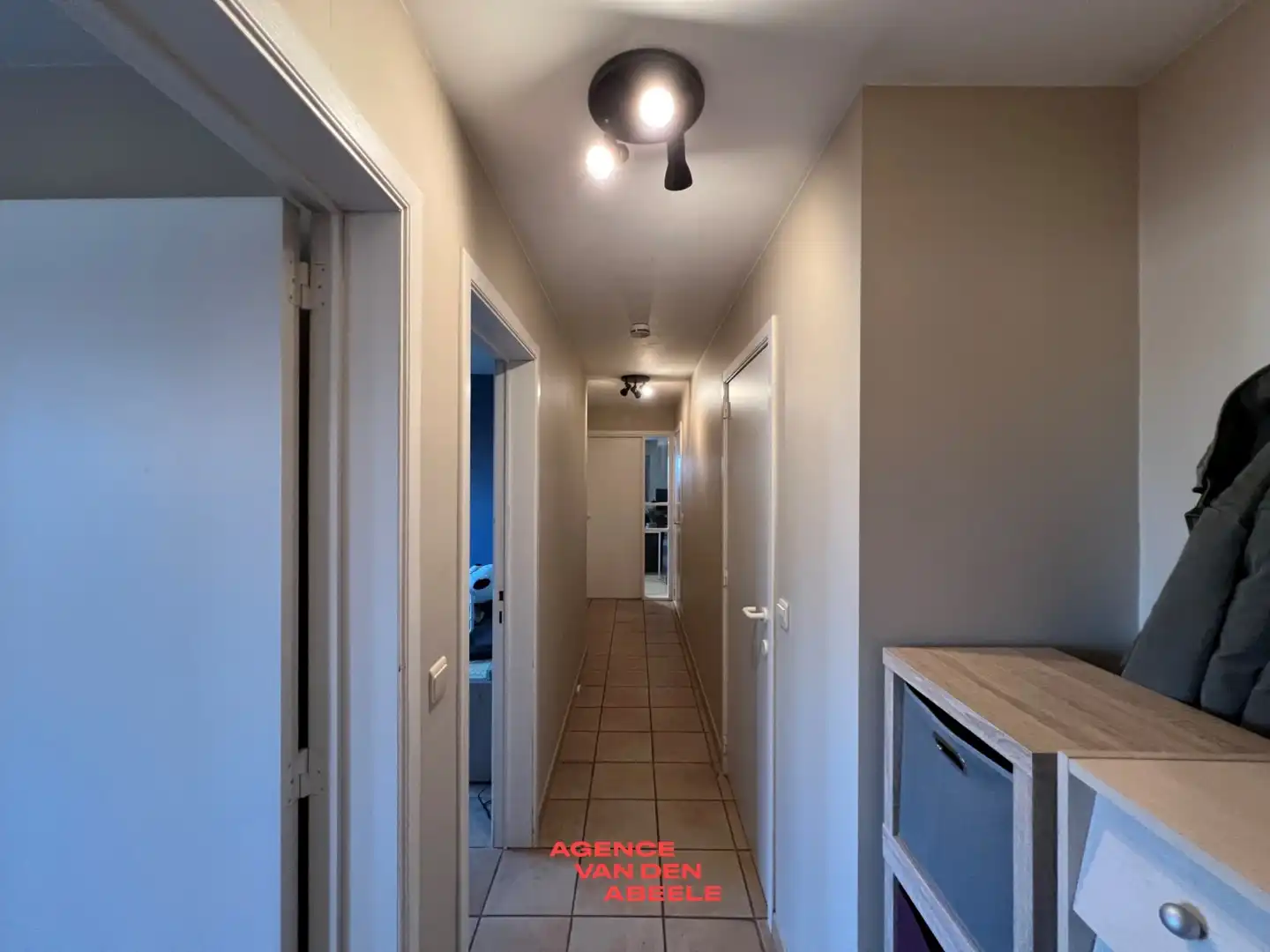 Hedendaags 2 slaapkamer appartement te Oostkamp foto 10