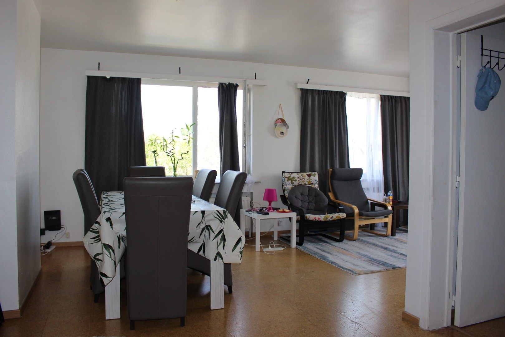 Rustig gelegen appartement met 2 slaapkamers en garage. foto 3