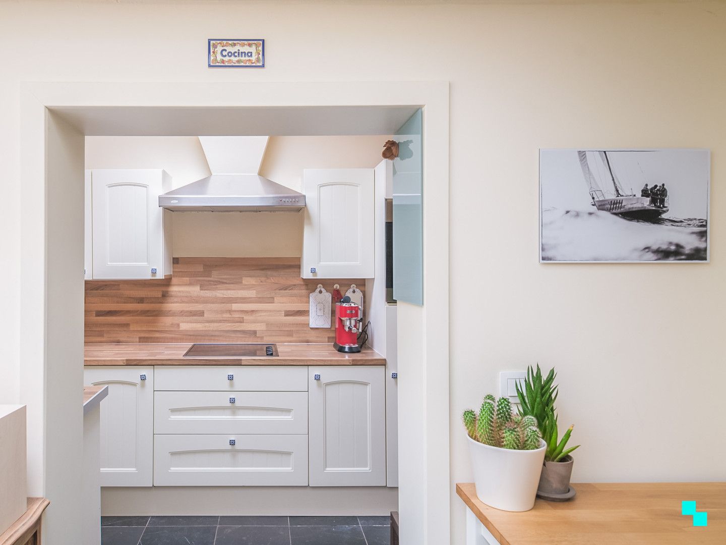 Charmante woning met drie slaapkamers in het hart van Merelbeke foto 14