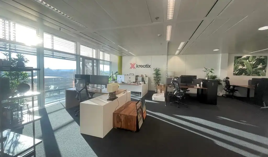 Kantoorruimte met dienstverlening in Lier foto 4