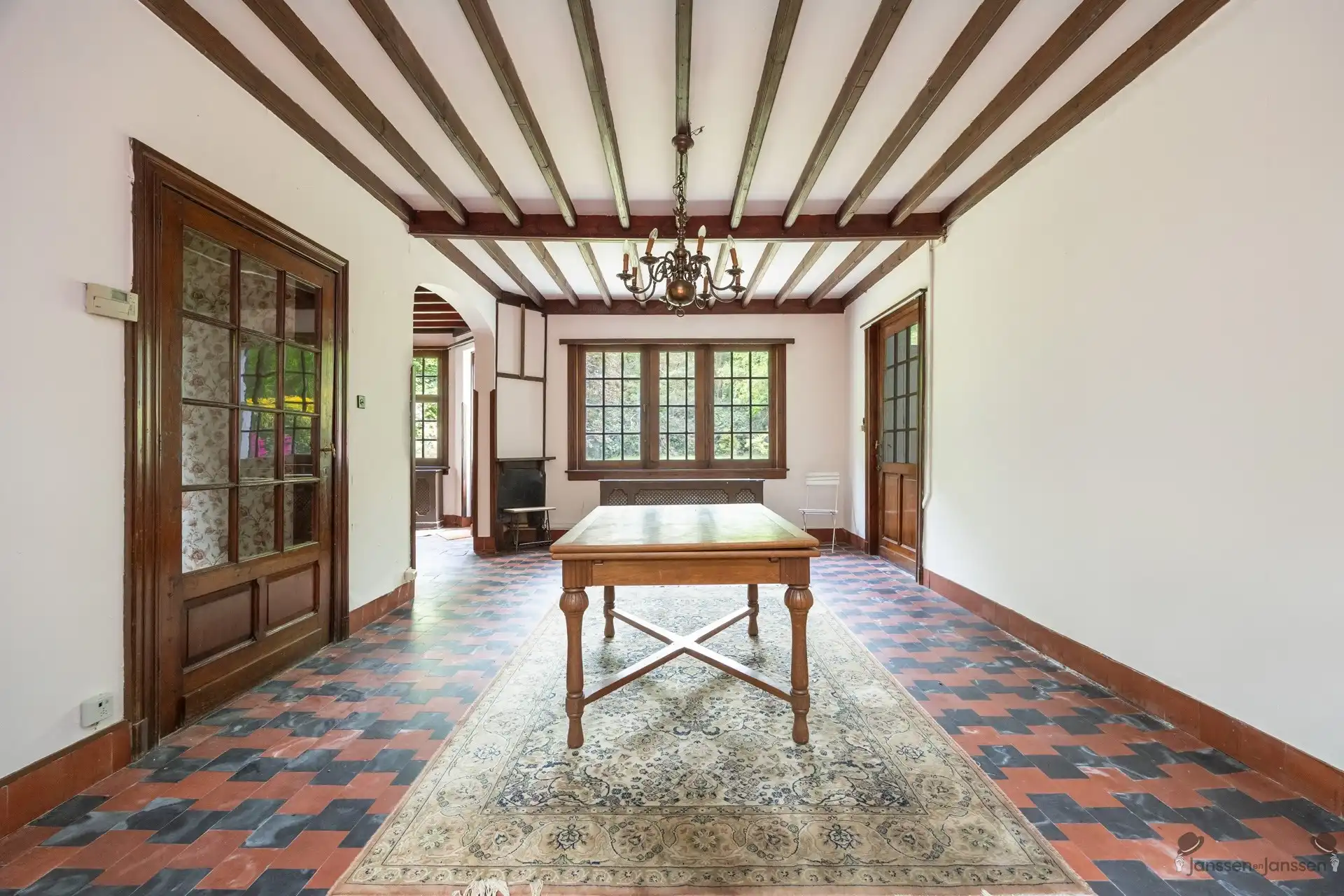 Karaktervolle cottage-villa op een royaal perceel van 8.603 m² in Kapellenbos. foto 6