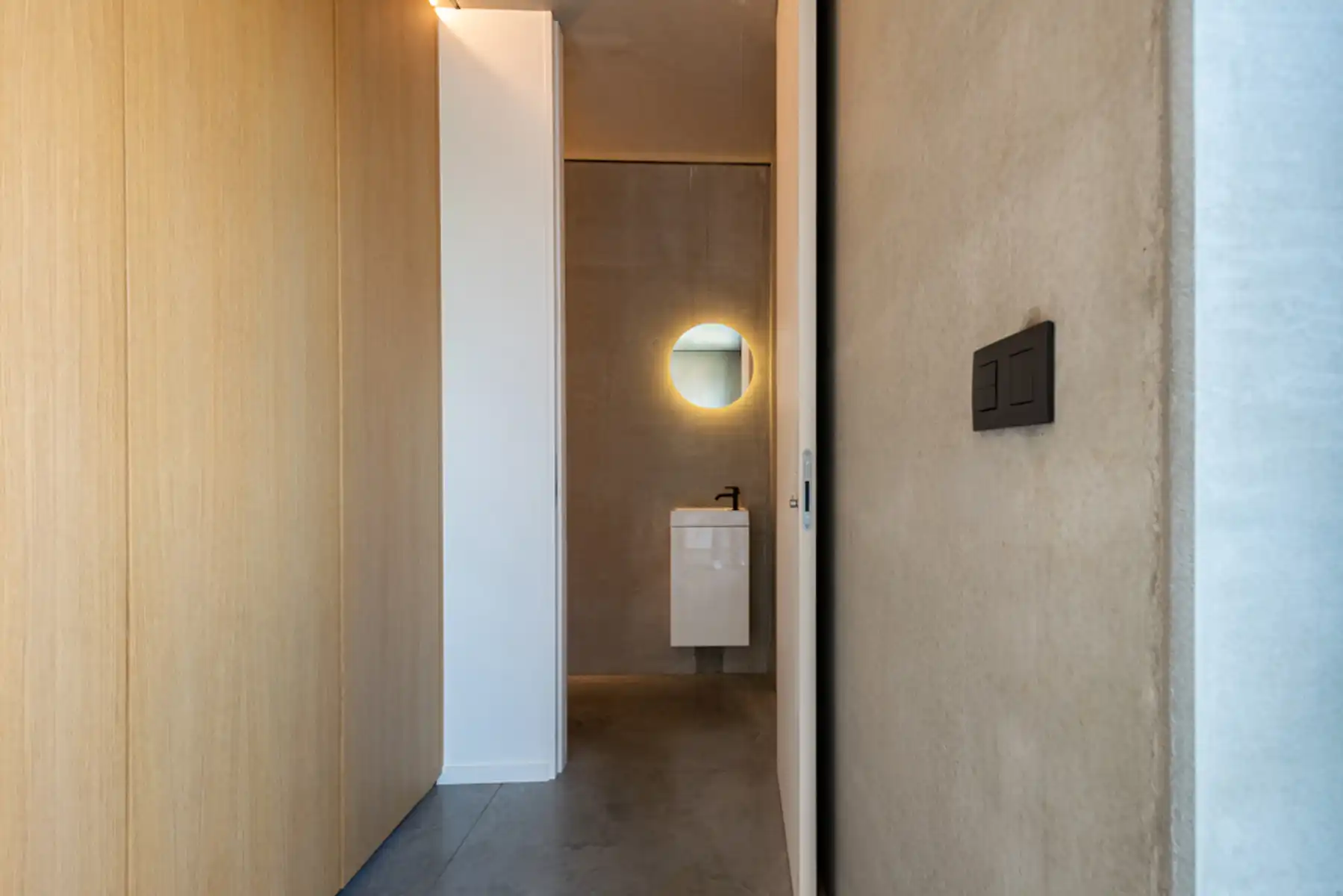 ENERGIEZUINIGE CONCRETE HOUSE OP TOPLOCATIE foto 6