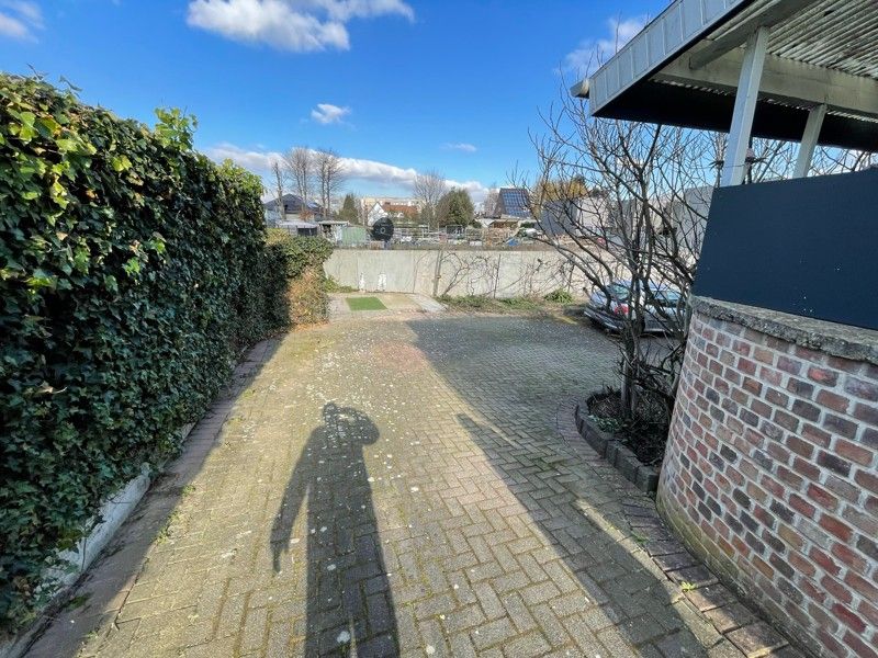 Ruim gelijkvloers appartement met centrumligging en private inkom foto 18