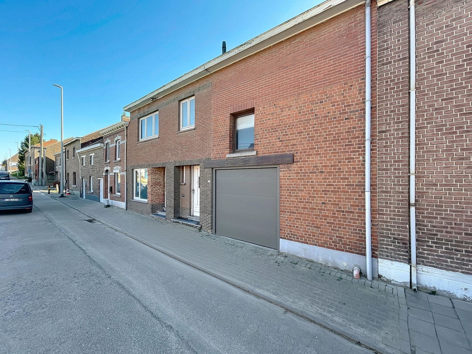 Ruim, gerenoveerd en zuinig huis met praktijk/handelsruimte foto 25