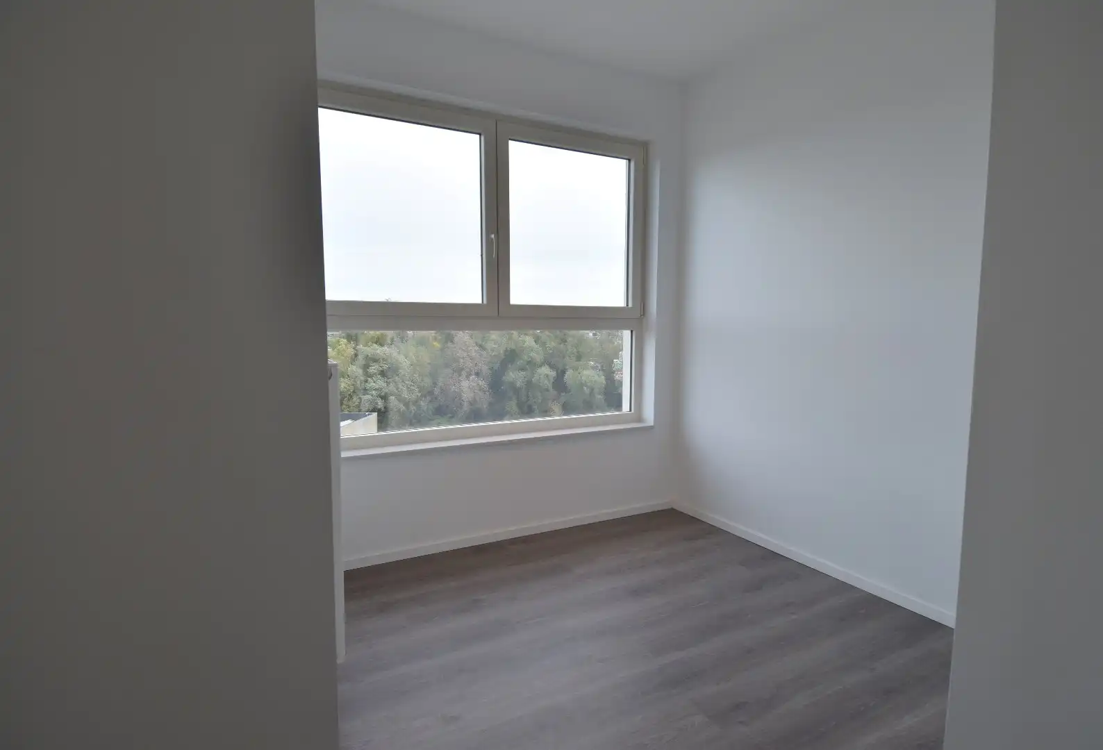 Prachtig 2-slaapkamerappartement (BJ 2021) met zicht op de Leie te koop in Harelbeke foto 12