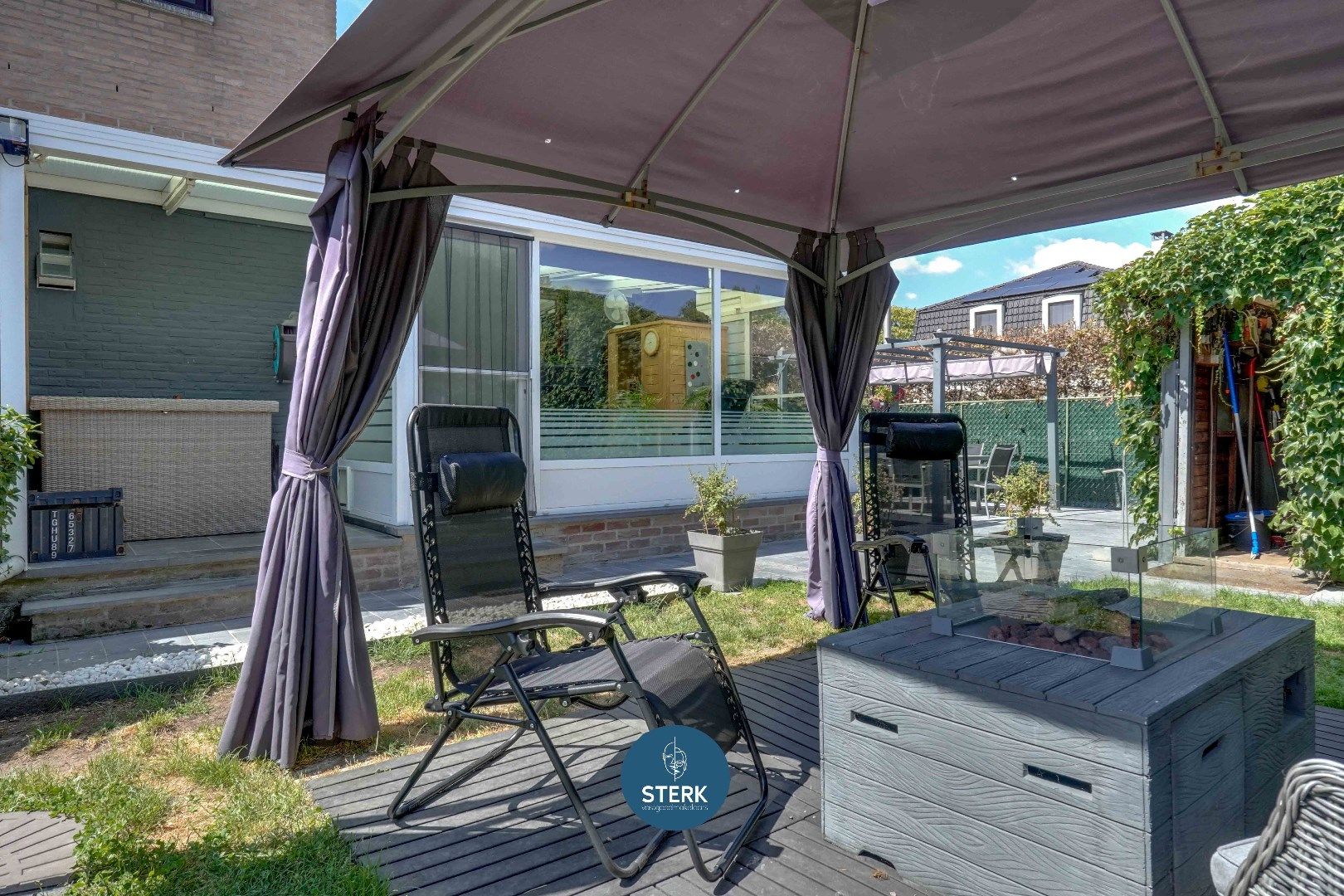 RUIME WONING MET COMMERCIËLE RUIMTE OP EEN CENTRALE LIGGING TE MAASMECHELEN !  foto 28