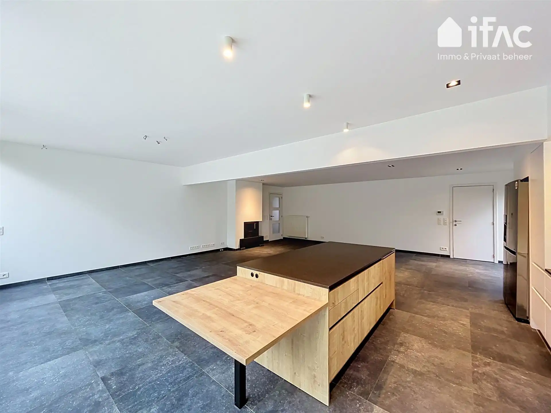 Zeer ruime bungalow voorzien van zonnepanelen  foto 5