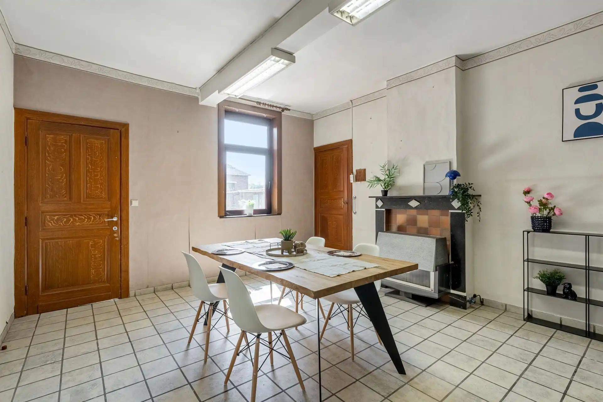 Te renoveren vierkantshoeve met weilanden foto 8