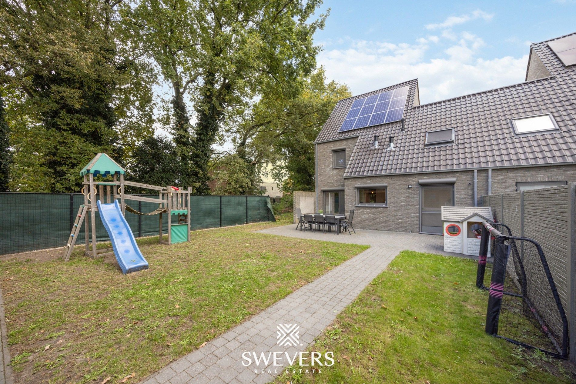 Recente instapklare moderne gezinswoning in Leopoldsburg foto 22