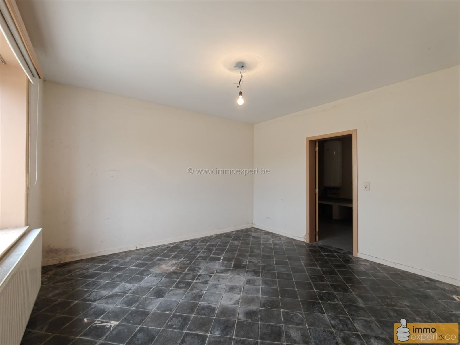 TERNAT: Super gelegen woning / Nieuw dak foto 4