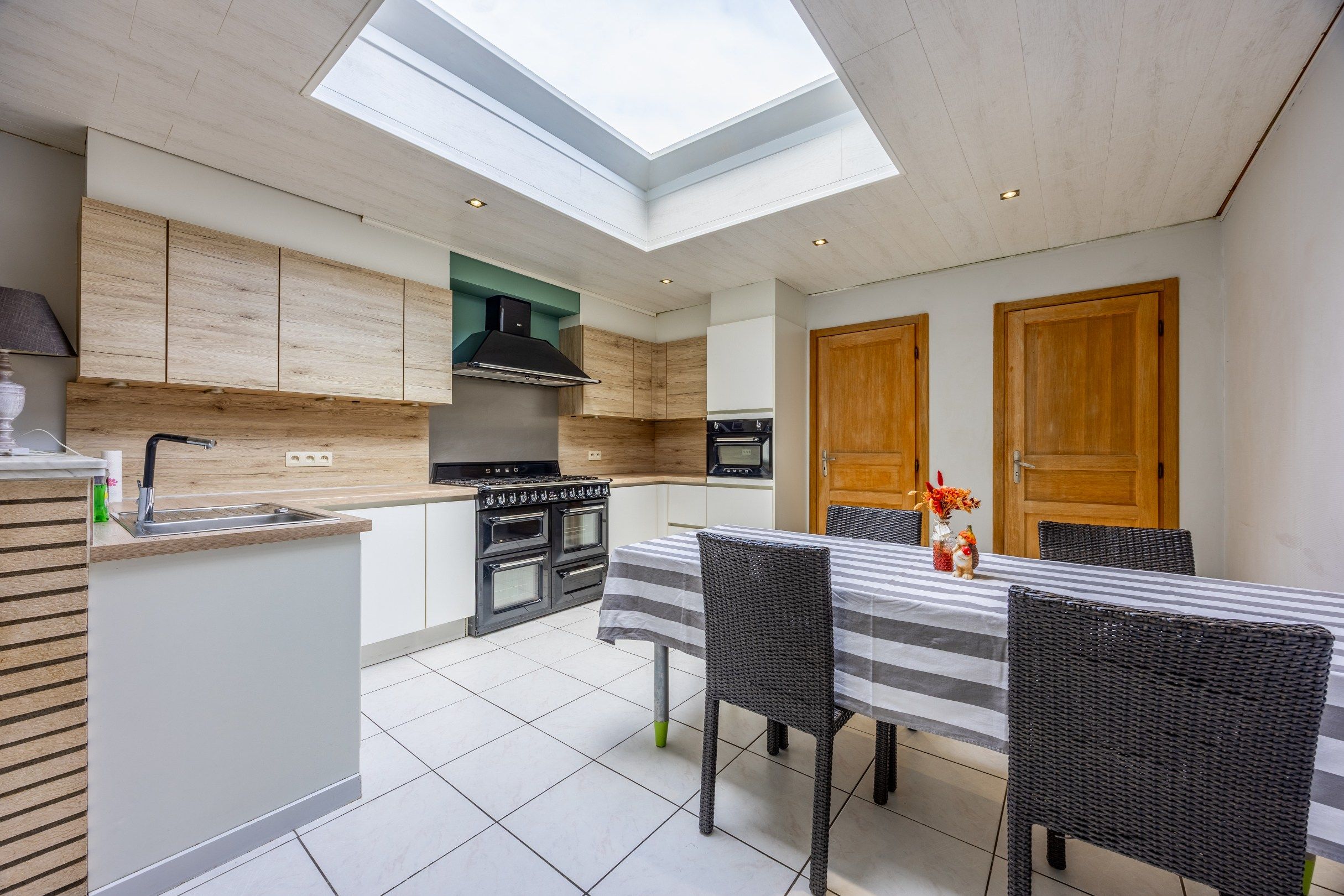 Starterswoning met drie slaapkamers en tuin foto 6
