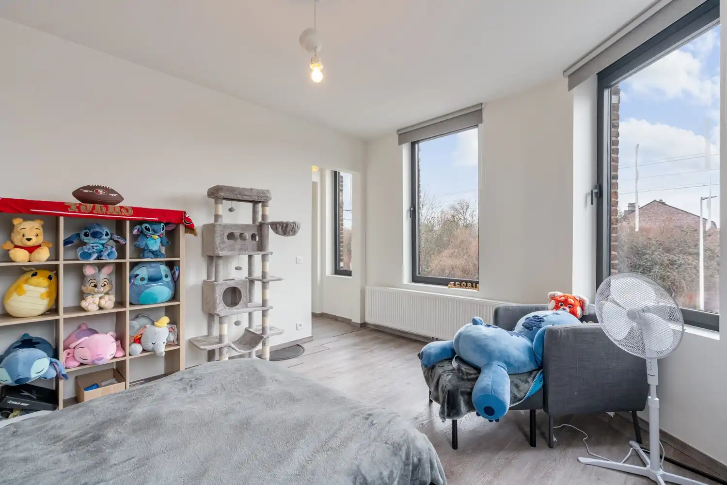 Gerenoveerd handelspand met appartement op gunstige locatie! foto 8