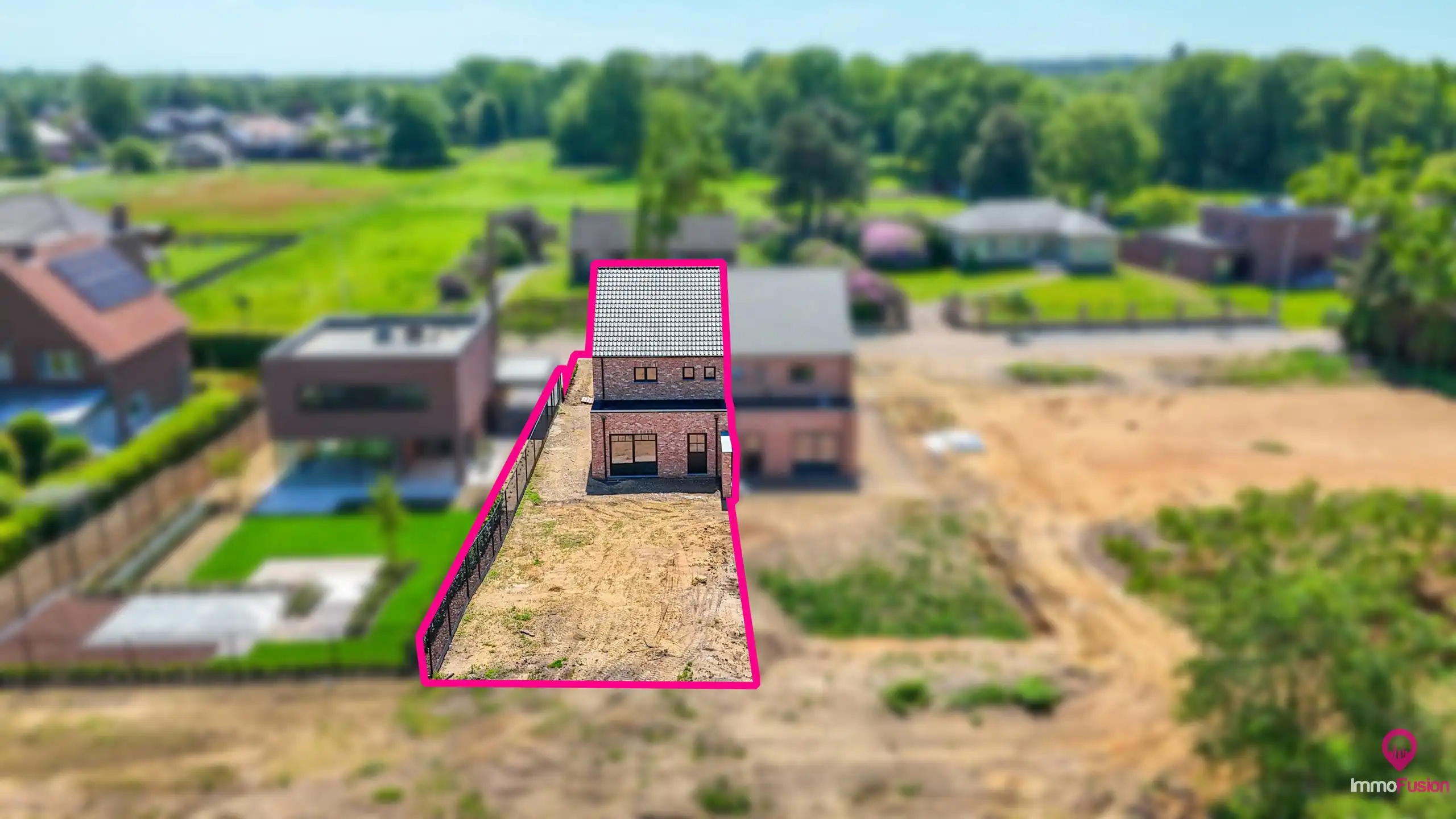 Prachtig gelegen casco woning met 4 slaapkamers! foto 11