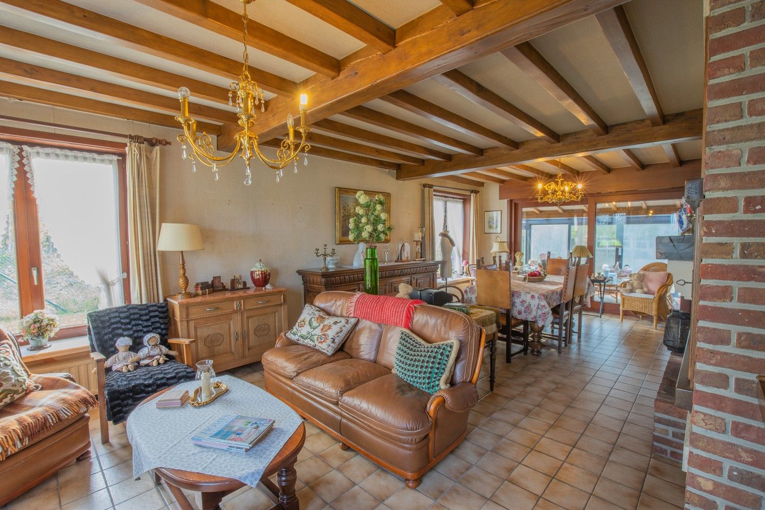 Rustig gelegen alleenstaande woning met westgerichte tuin en unieke bouwvergunning foto 5