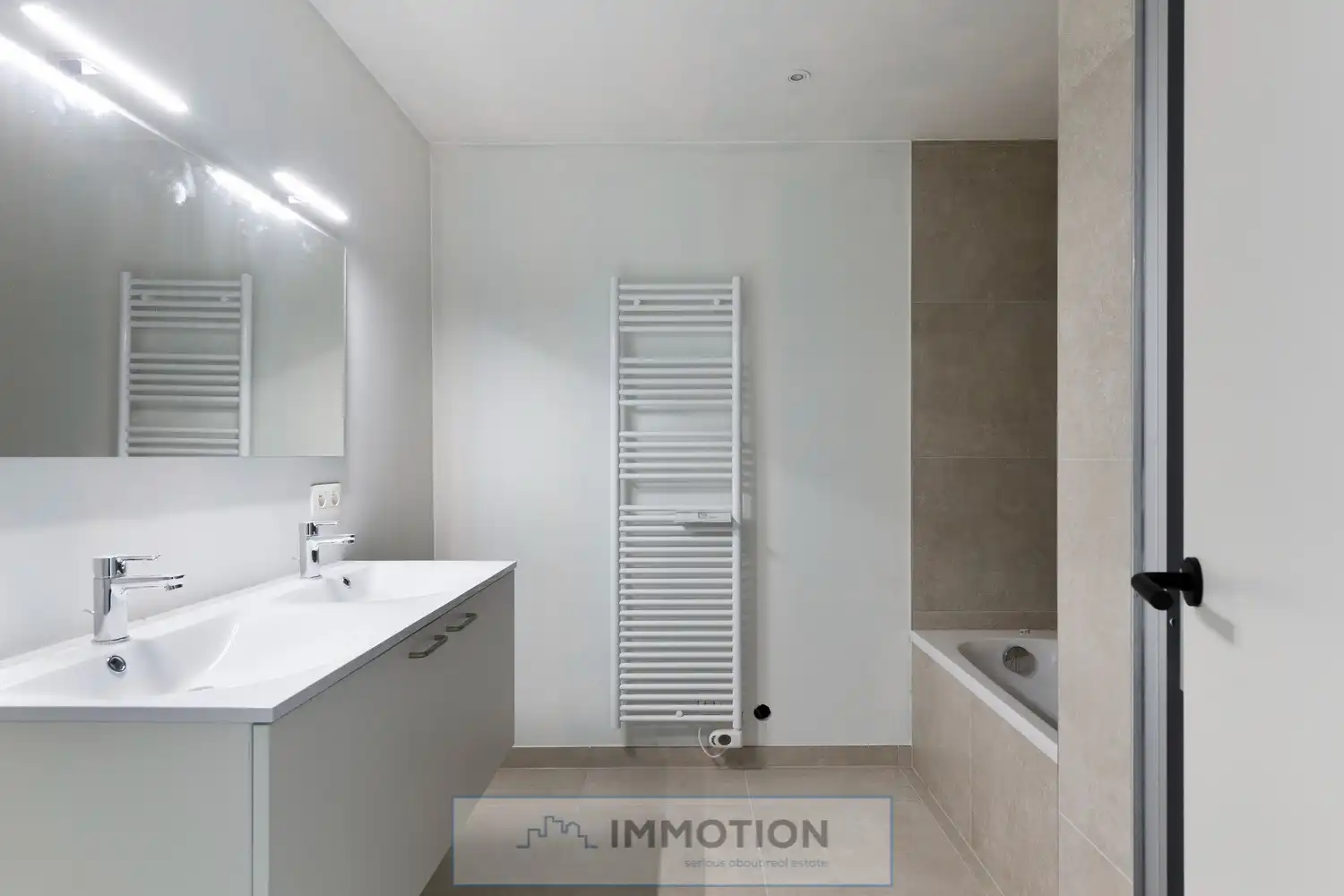 Nieuw 2-slaapkamerappartement met tuin en terras - KORTRIJKSTRAAT 127 ZWEVEGEM foto 6