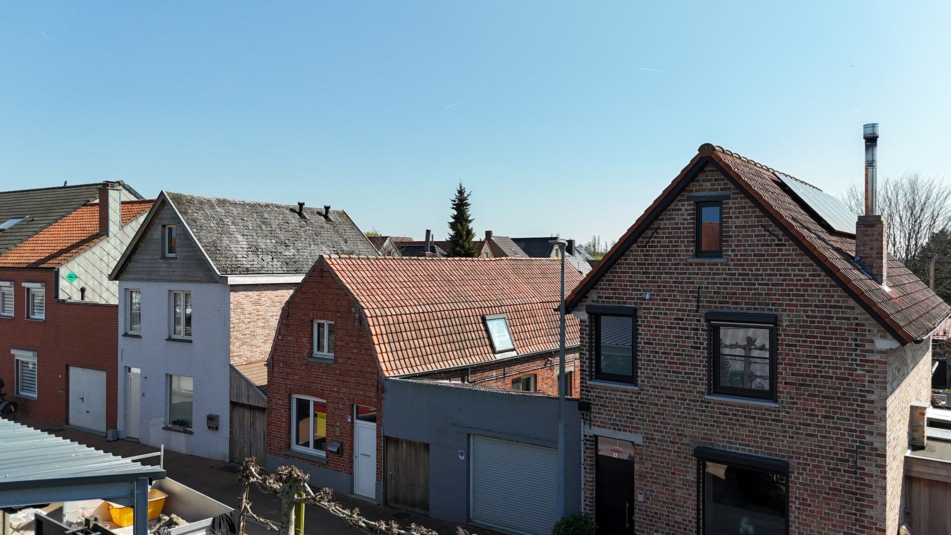 Bouwgrond  met vergunning voor 2 woningen foto 3