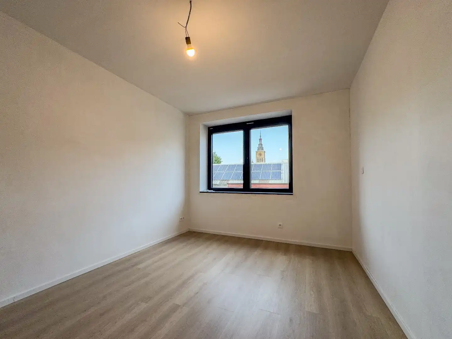 Gerenoveerde woning met 3 slaapkamers en gezellig stadstuin. foto 14