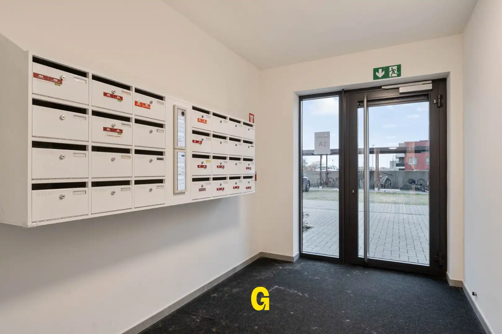 Instapklaar energiezuinig gelijkvloers appartement met terras, standplaats en berging nabij het centrum van Tongeren foto 4