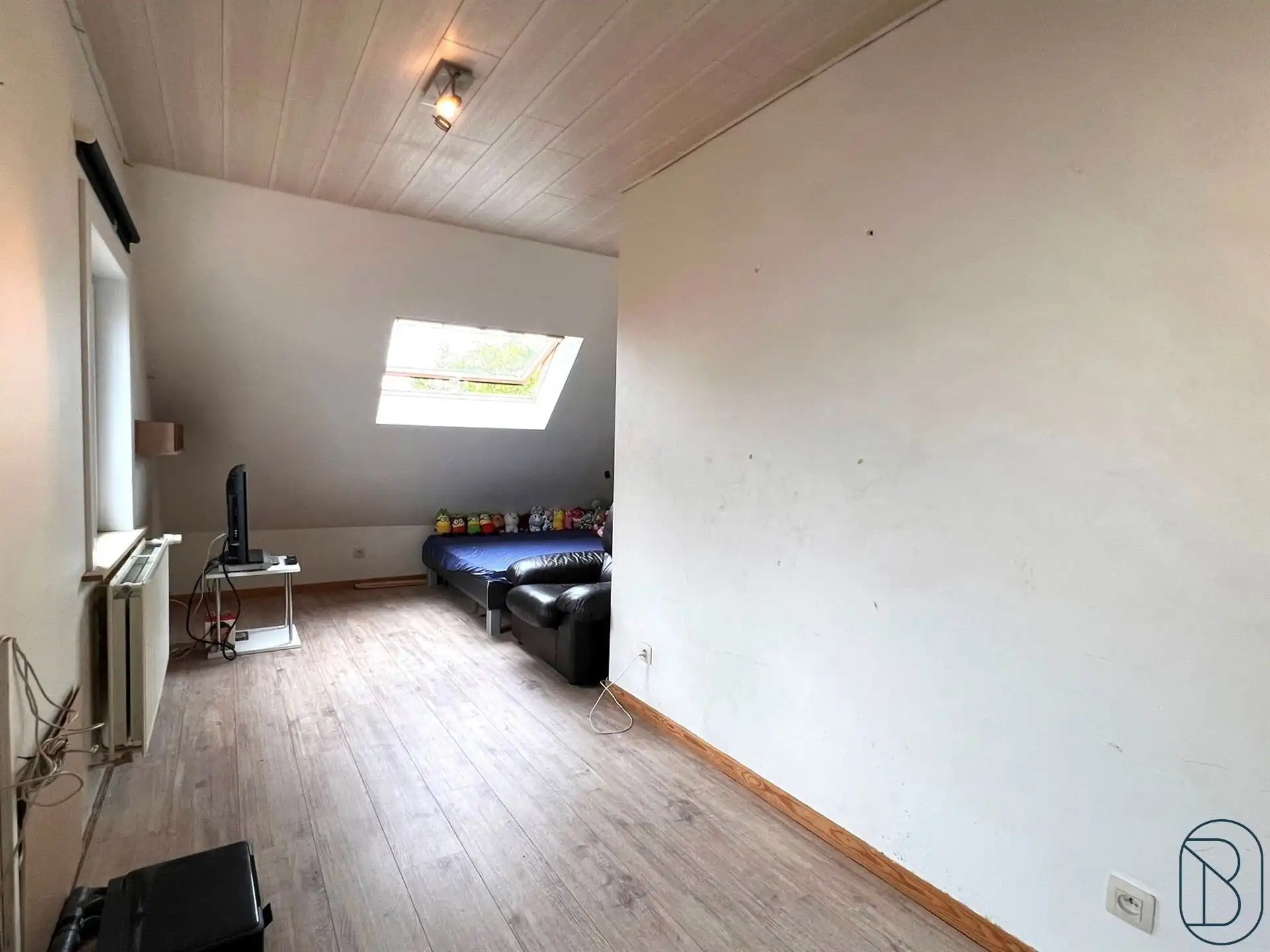 TOFFE DEGELIJKE DEELS GERENOVEERDE WOONST MET TUIN & GARAGE! foto 19