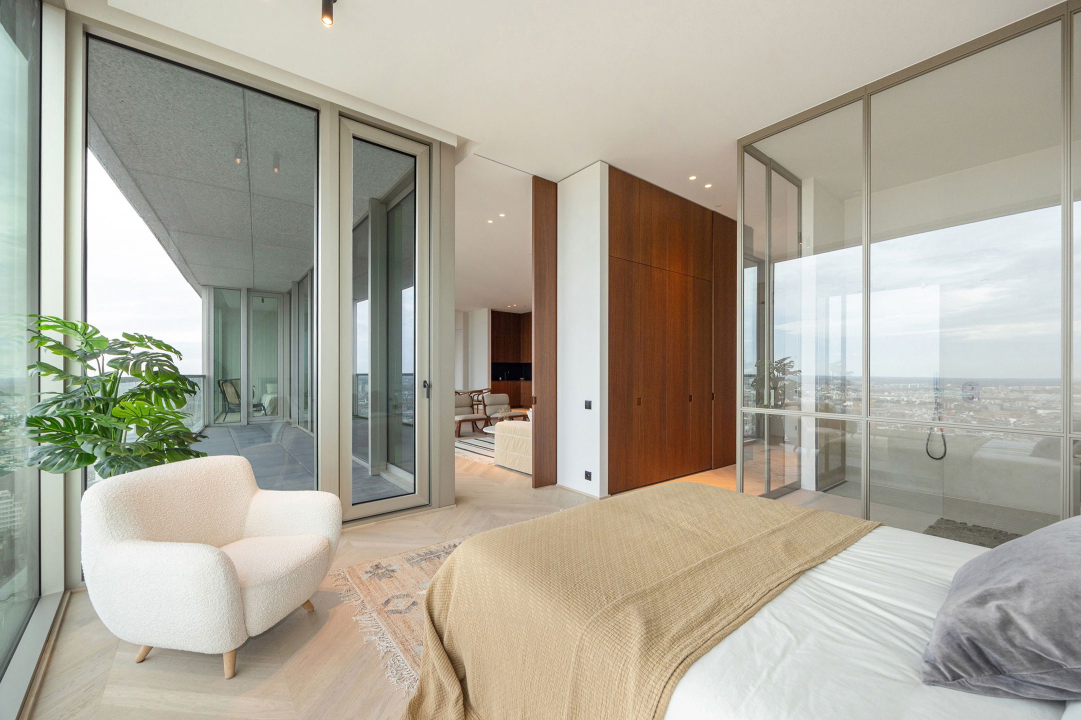 ANTWERPEN - Antwerp Tower  foto 8