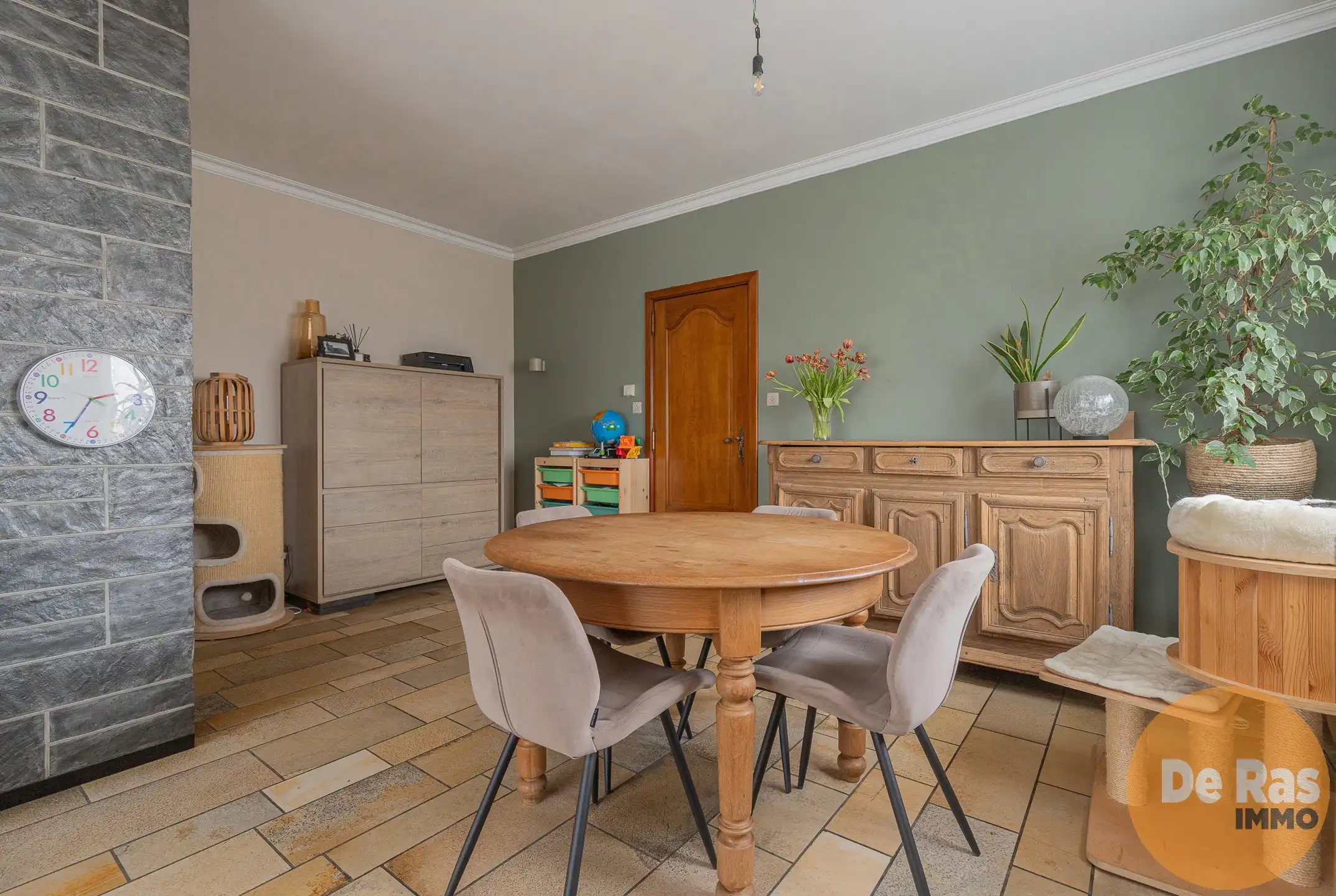 LEBBEKE - Leuke halfopen woning met 3 slaapkamers en tuin foto 5