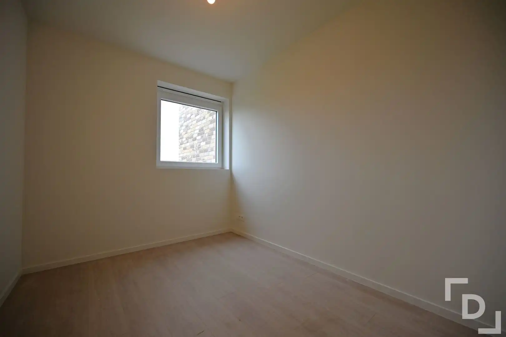 Afgewerkte nieuwbouwwoning in hartje Proven. foto 10