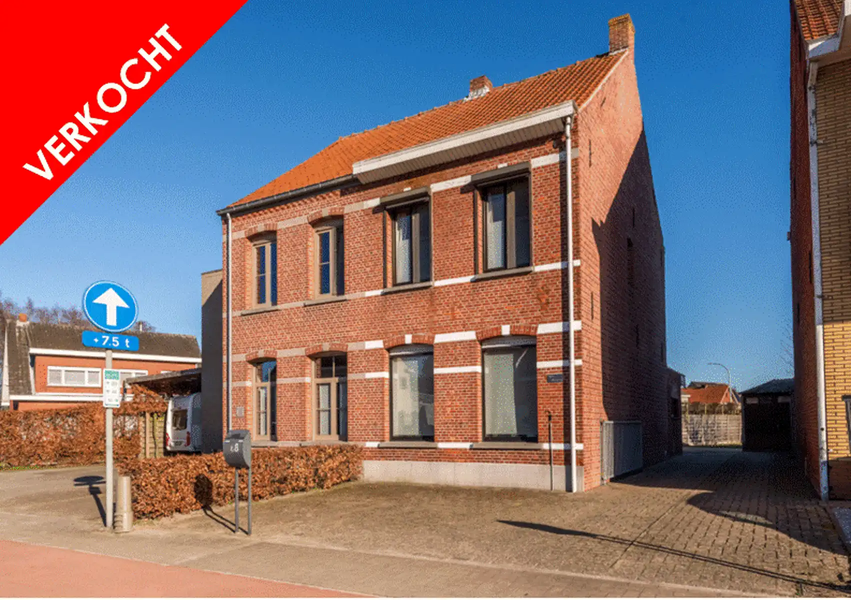 Ook succesvol verkopen? Bel ons voor een gratis schatting! foto {{pictureIndex}}