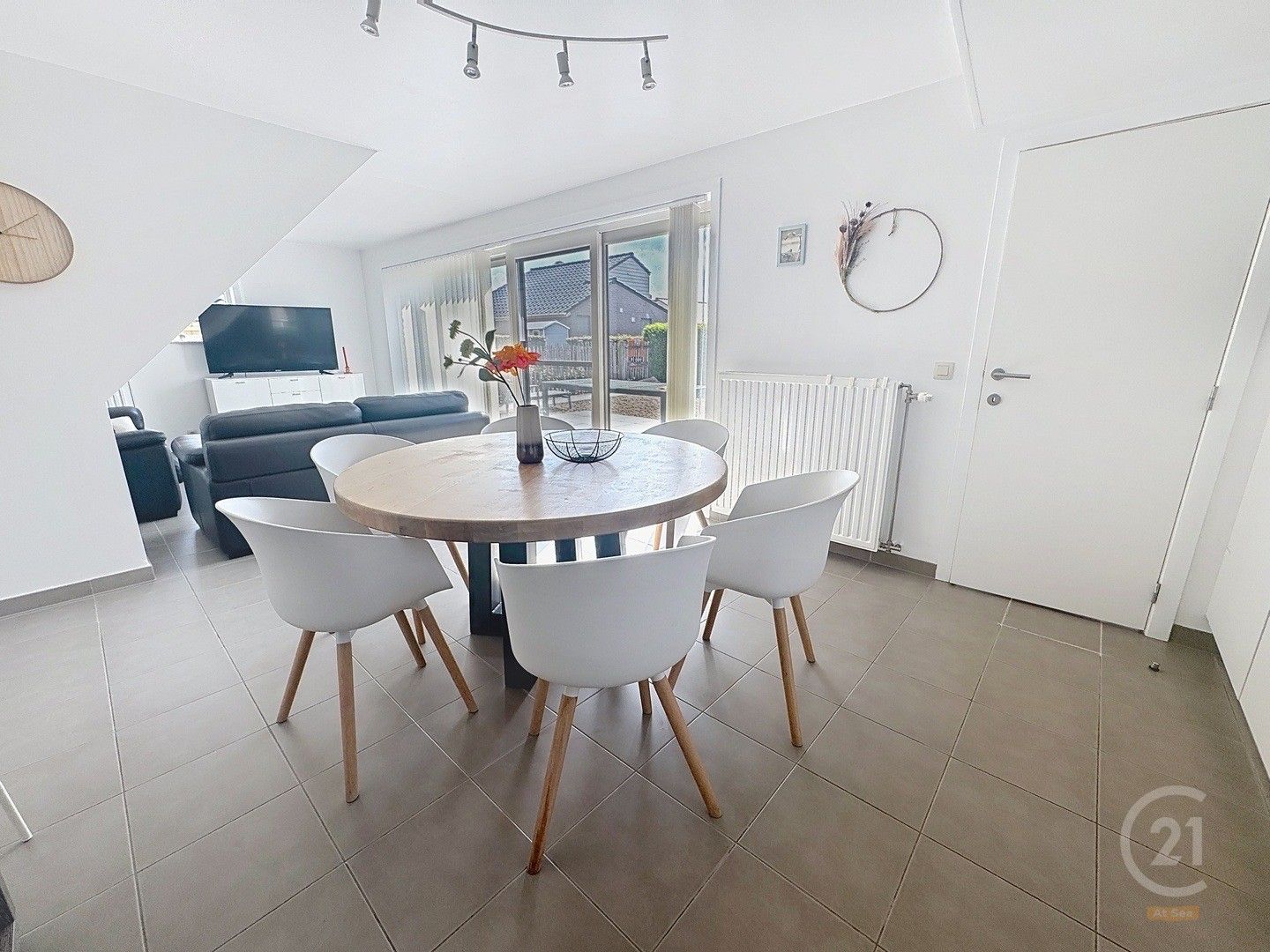 Gezellige vakantiewoning op een rustig domein Zee en Polder foto {{pictureIndex}}