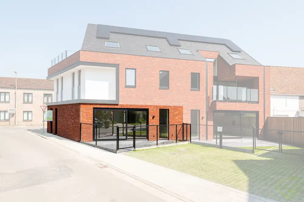 Nieuwbouwappartement te koop in het centrum van Boekhoute foto {{pictureIndex}}