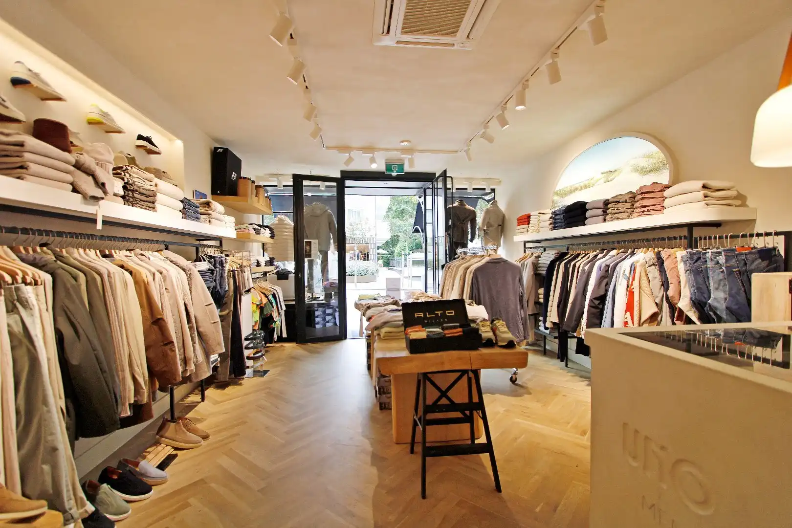 Winkel te huur Kustlaan 181 Knokke te huur foto 2