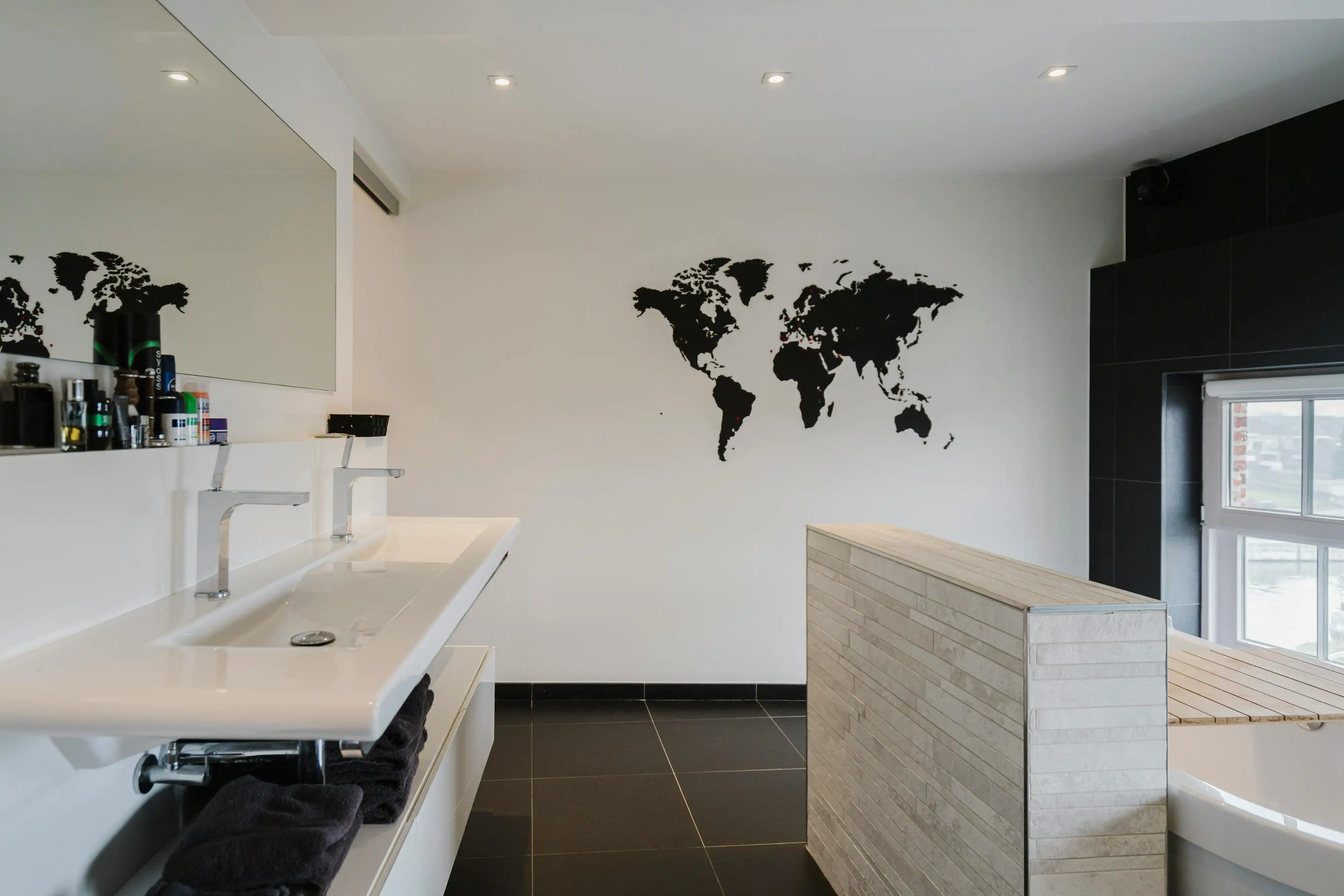 Appartement te koop nabij Kortrijk aan de Leie foto 17