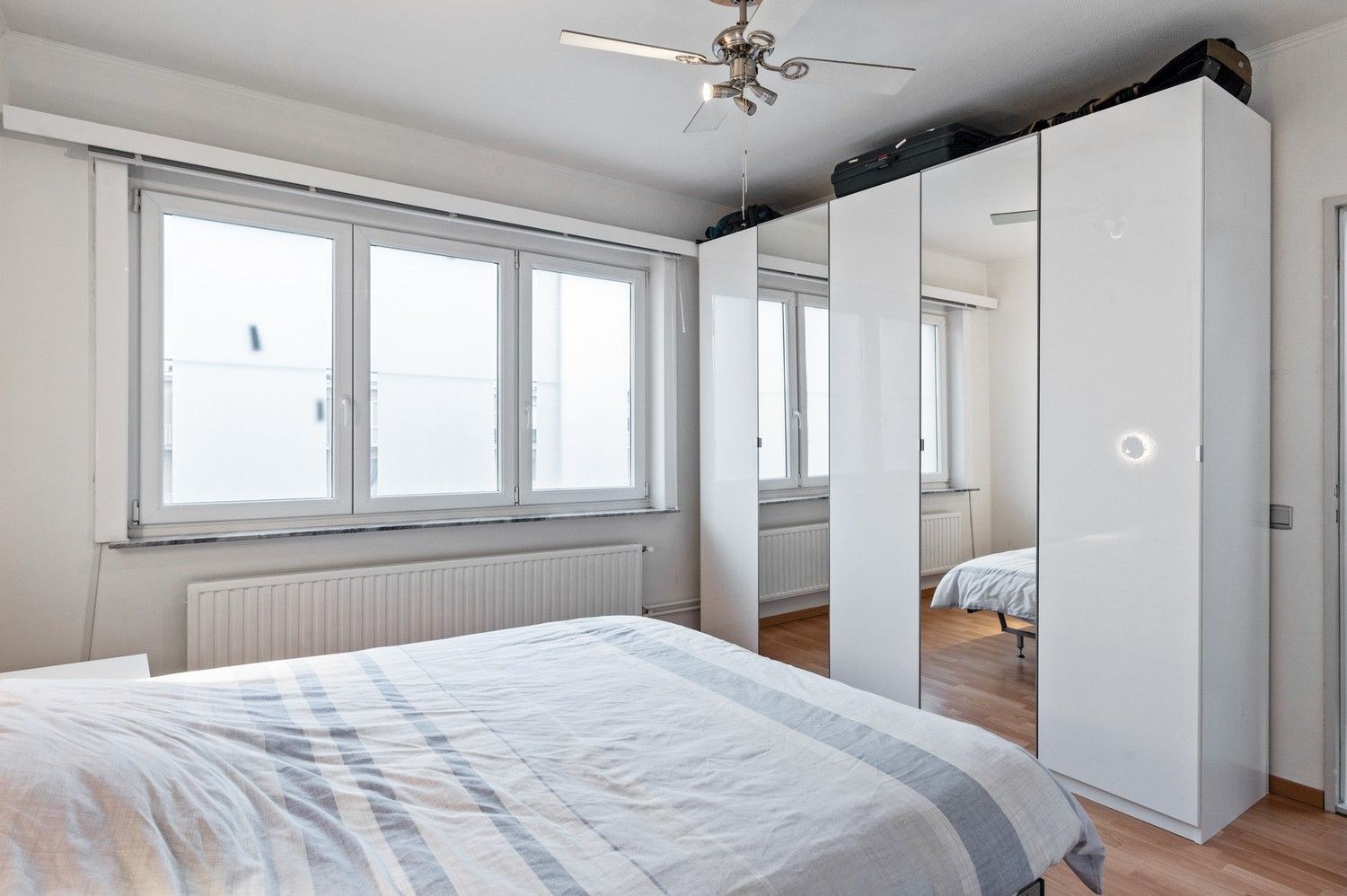 Recent gerenoveerde bel-etage&nbsp;met 3 slaapkamers te koop in Hoevenen! foto 11