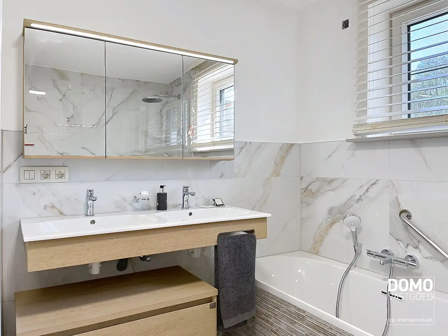 VOLLEDIG GERENOVEERDE WONING MET 3 SLAAPKAMERS EN ZUIDGERICHTE TUIN foto 10