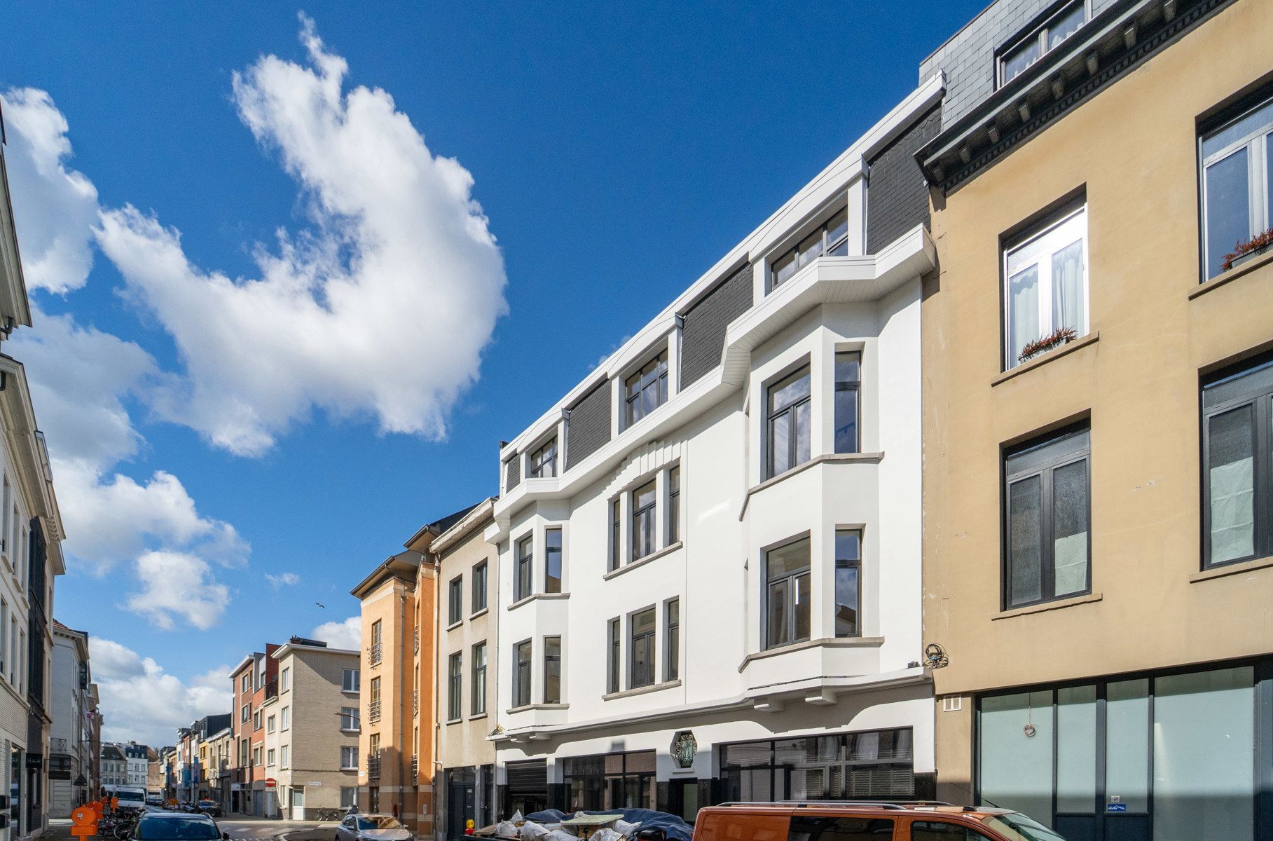 Gelijkvl 2slpk appartement met buitenruimte aan Theaterbuurt foto 4