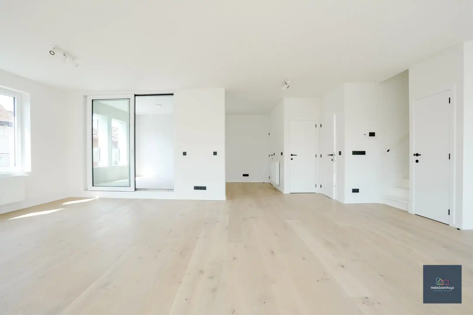 Stijlvol gerenoveerd duplex 3 slaapkamerappartement  met terras foto 7