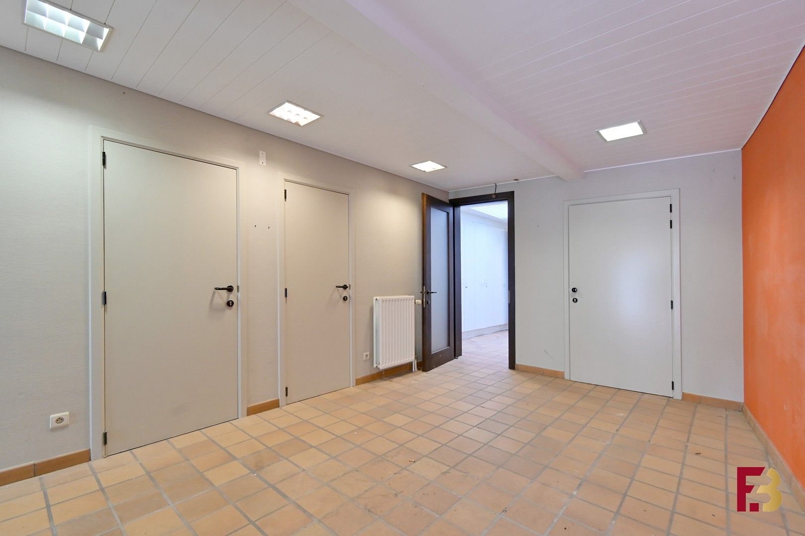 Appartement met handelspand in Ekkergem (Gent) foto 3
