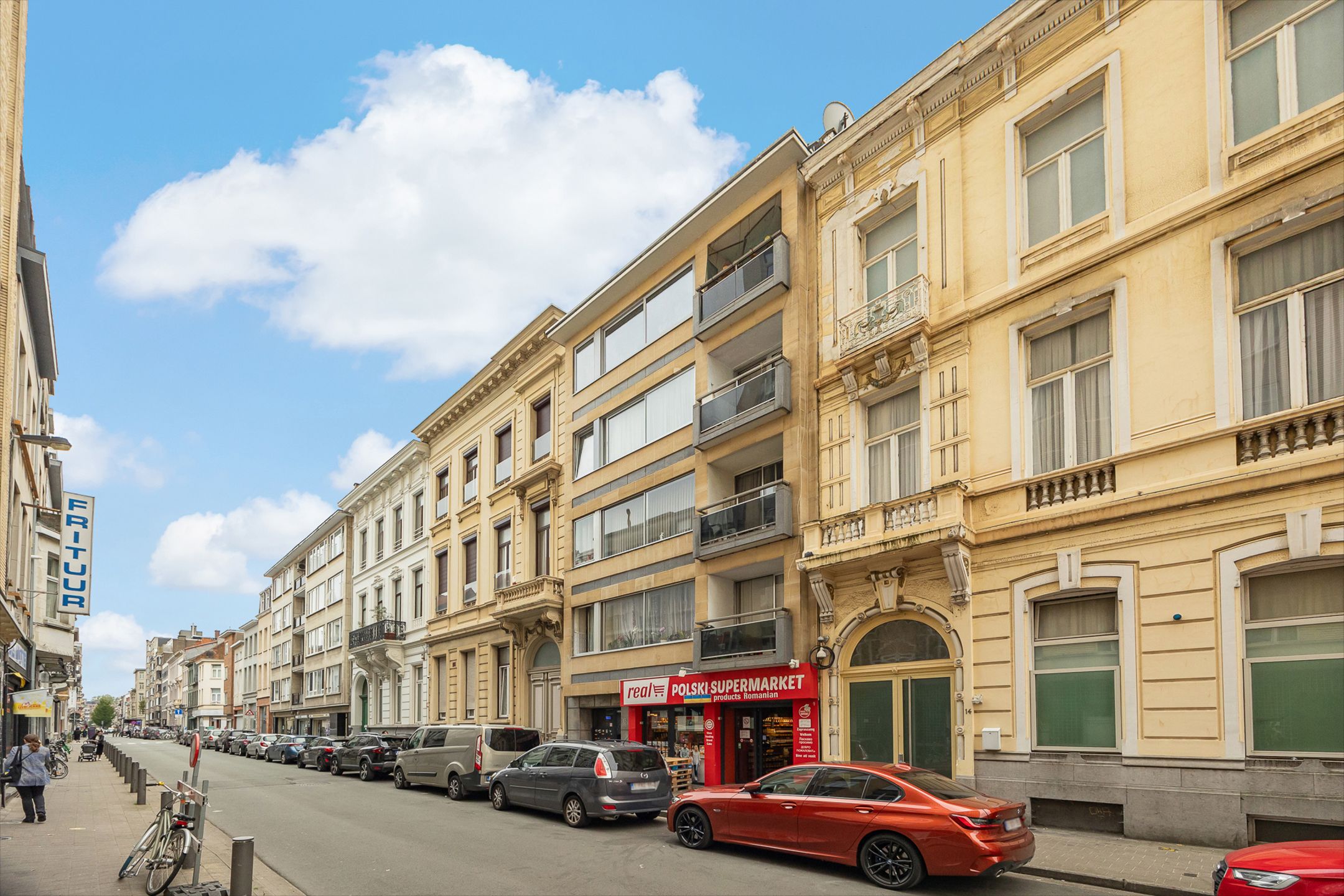 ANTWERPEN-HARMONIE - Vernieuwde studio met terras foto 10