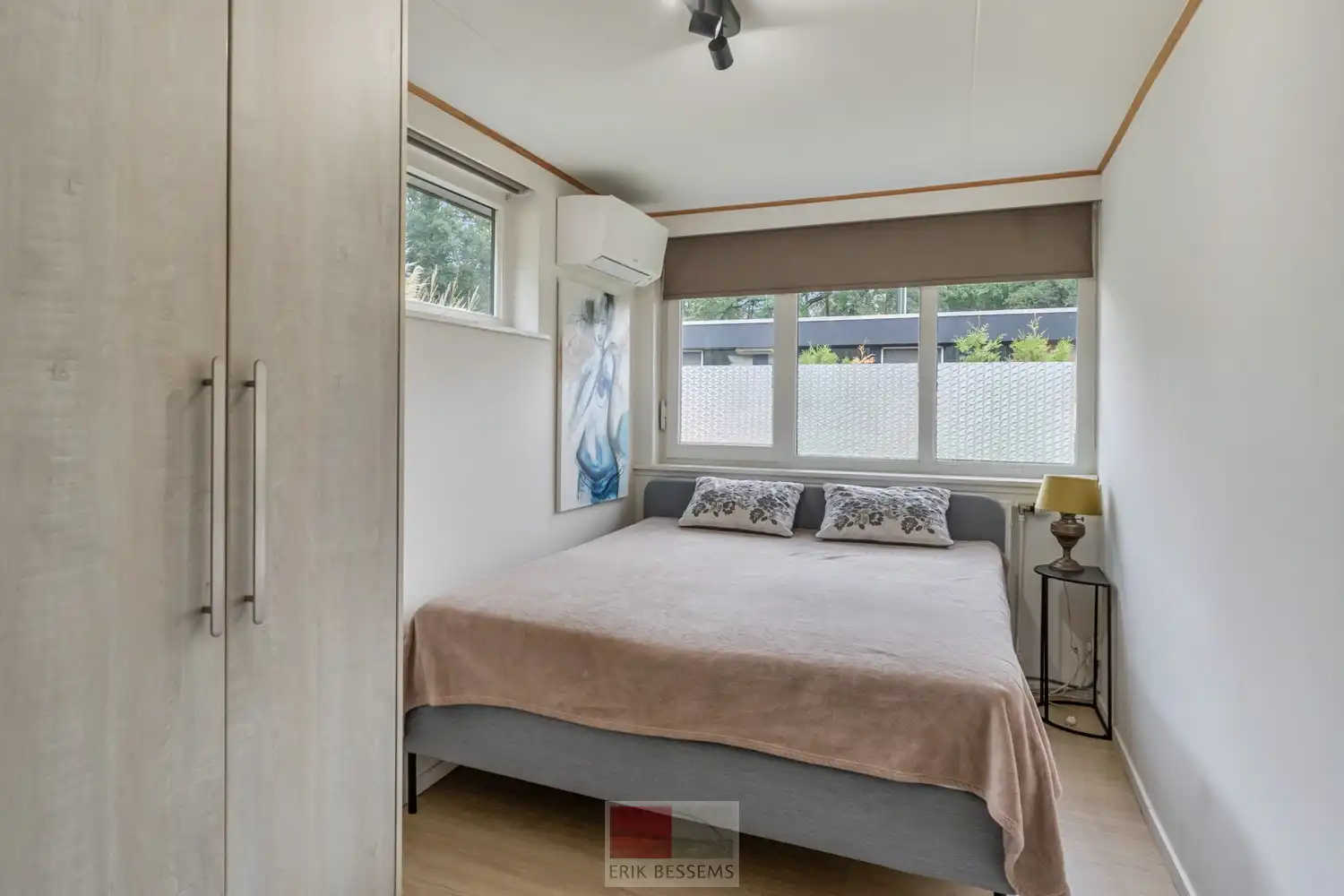 Leuke, energiezuinige met EPC label D (zeldzaam op dit park!) en instapklare vakantiebungalow met twee slaapkamers en een bewoonbare oppervlakte van ca. 68 m². foto 9